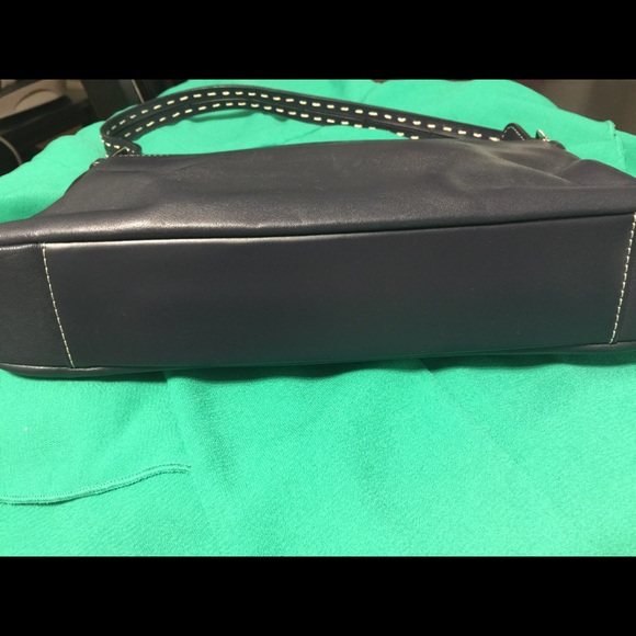 Ann Taylor LOFT navy blue purse - Picture 2 of 3